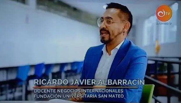 Entrevista y Rueda de Prensa sobre el libro Negociando con América
